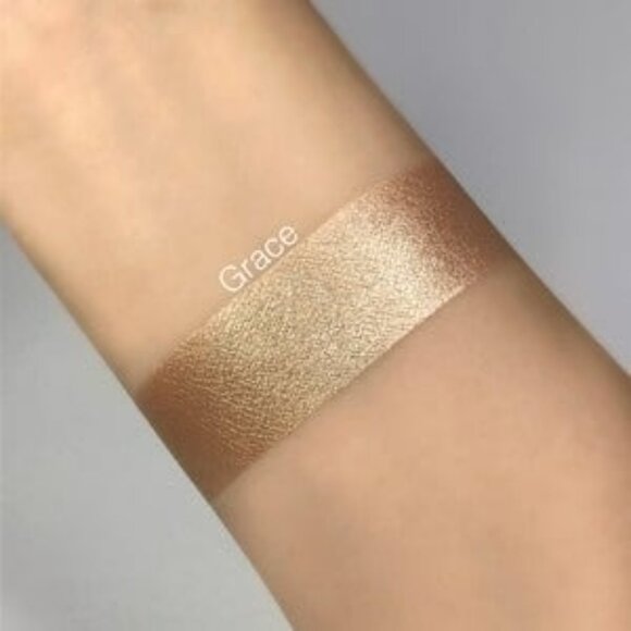 Gerard Cosmetics BB Plus Illumination Facial Creme - Picture 2 of 2
